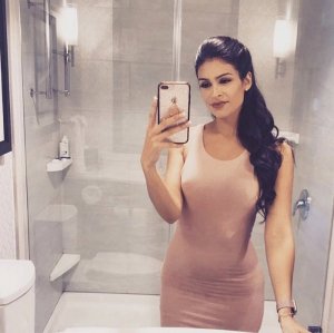 Kaoutar incall escort in Sandy